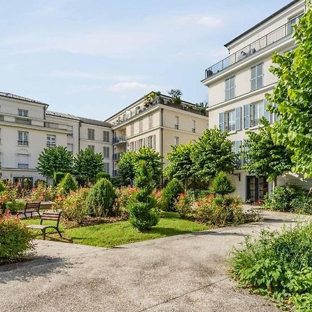 Cour Royal Apartment Near Disneyland Bmyguest Шессі Екстер'єр фото