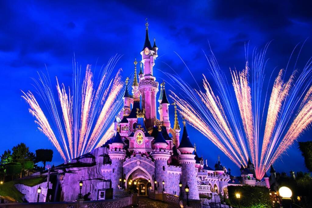 Cour Royal Apartment Near Disneyland Bmyguest Шессі Екстер'єр фото